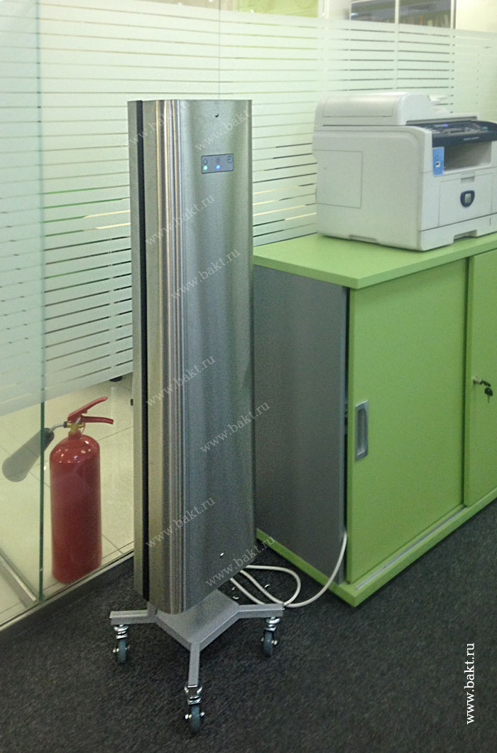 Фото передвижного бактерицидного рециркулятора воздуха Аэролит-200 в офисе компании ООО «Вторчермет-Находка»